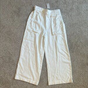YFB White Pleated Wide Leg Pants Size Medium